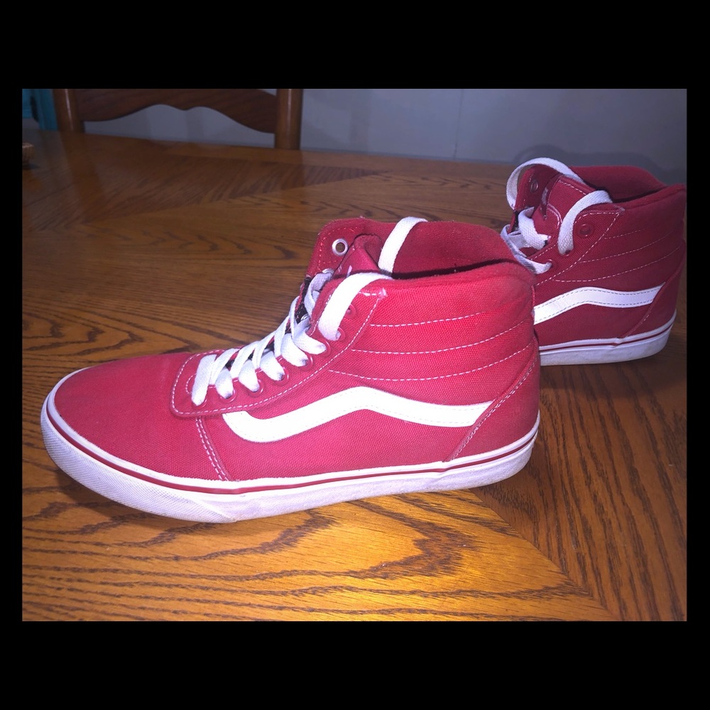 Vans Sk8-Hi legendary lace-up high tops